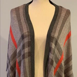 NWOT-Staccato Red & Gray Plaid Poncho